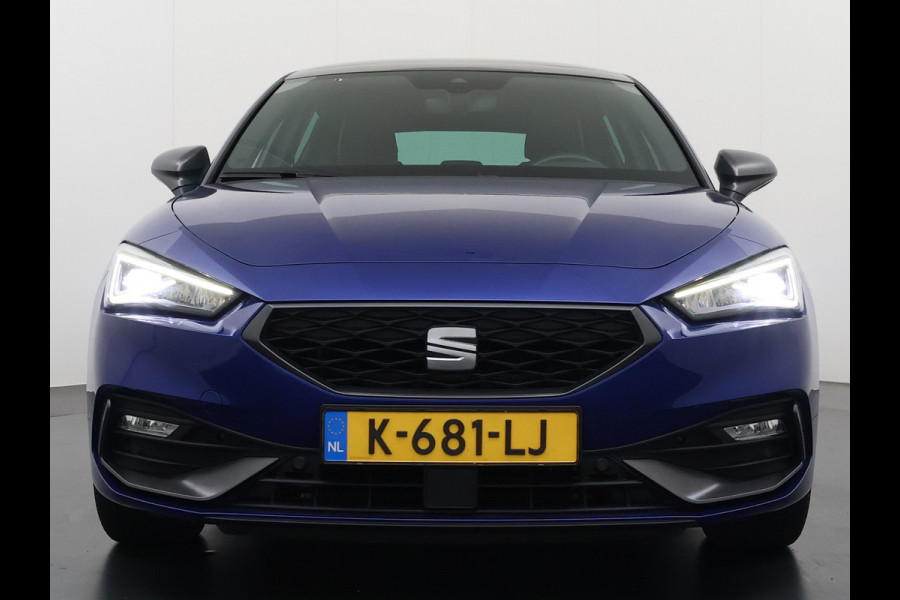 Seat Leon 1.5TSI 150PK FR Launch Edition Trekhaak Panoramadak Park+Side Assist Navi Ecc Adap.Cruise Control Pdc Apple Carplay Android Auto DAB Bleutooth Lmv Airco separaat achter Led Origineel Nederlandse Auto