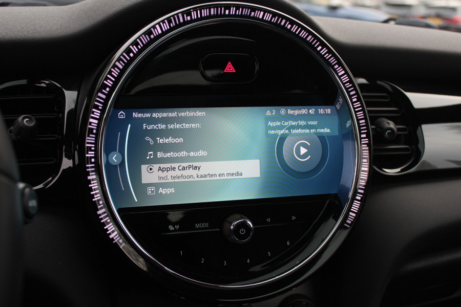 MINI Mini Electric Business Edition 33 kWh / Panoramadak / Leder / Keyless / 17'' / CarPlay / Navigatie / Stuur+Stoelverwarming / Cruise Control / LED Koplampen