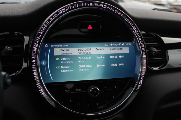 MINI Mini Electric Business Edition 33 kWh / Panoramadak / Leder / Keyless / 17'' / CarPlay / Navigatie / Stuur+Stoelverwarming / Cruise Control / LED Koplampen