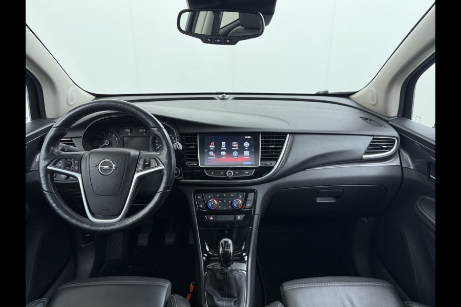 Opel Mokka X 1.4 Turbo 141PK Leder AGR Comfort Stoelen Navi Camera Ecc Cruise Control Schuif-kanteldak Apple Carplay Android Auto Bi-Fuel Onl Stoel+Stuurverwarming Lmv Led Privacy Glas Pdc Zeer luxe en complete Opel Mokka!