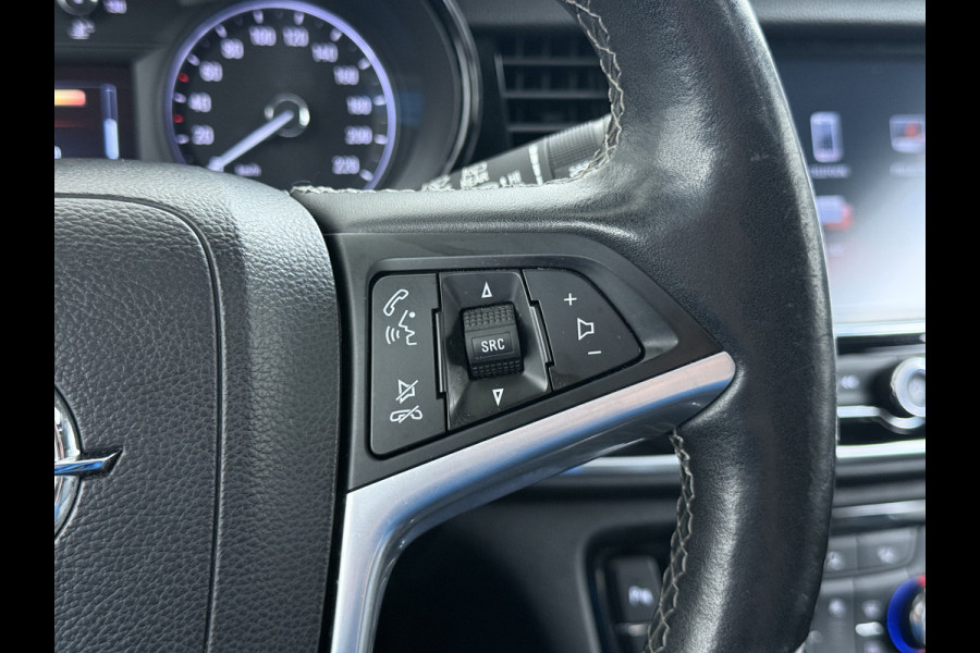 Opel Mokka X 1.4 Turbo 141PK Leder AGR Comfort Stoelen Navi Camera Ecc Cruise Control Schuif-kanteldak Apple Carplay Android Auto Bi-Fuel Onl Stoel+Stuurverwarming Lmv Led Privacy Glas Pdc Zeer luxe en complete Opel Mokka!