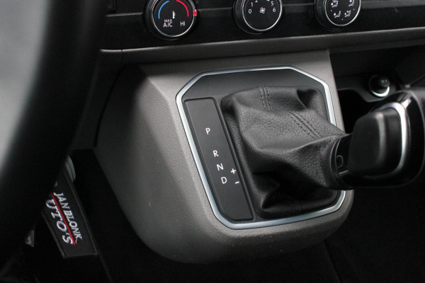 Volkswagen Transporter 2.0 TDI L2H1 150PK JB- EDITION DSG / PDC / VERLAGINGSVEREN / LEDEREN BEKLEDING / FULL / APPLE CARPLAY /NAVI