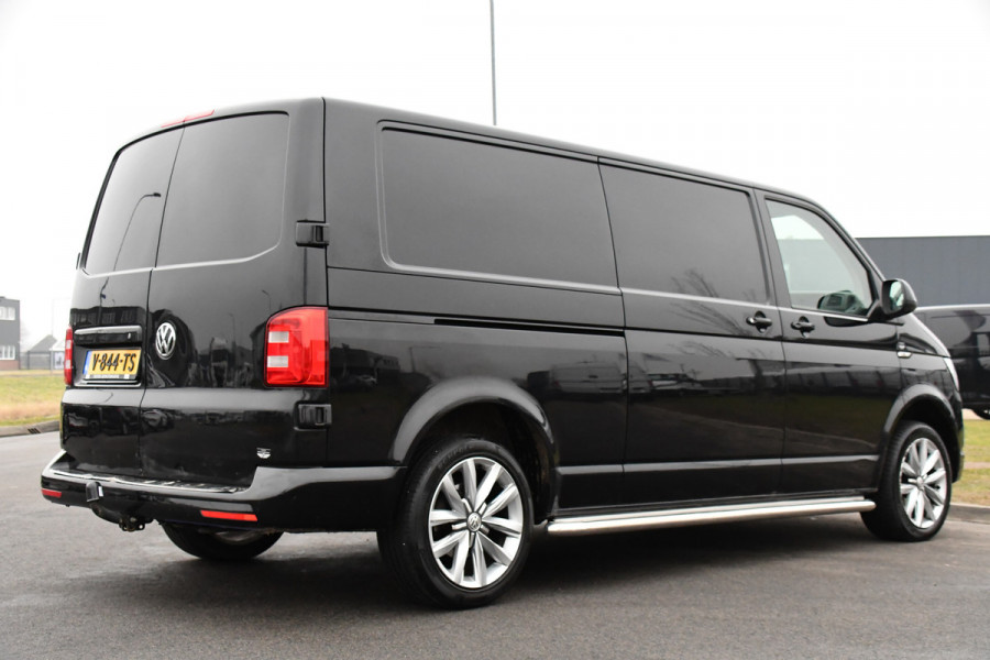 Volkswagen Transporter 2.0 TDI L2H1 Highline Cruise, Carplay, LED, 150pk, 2 x Schuifdeur,  Automaat, Trekhaak, Uniek!