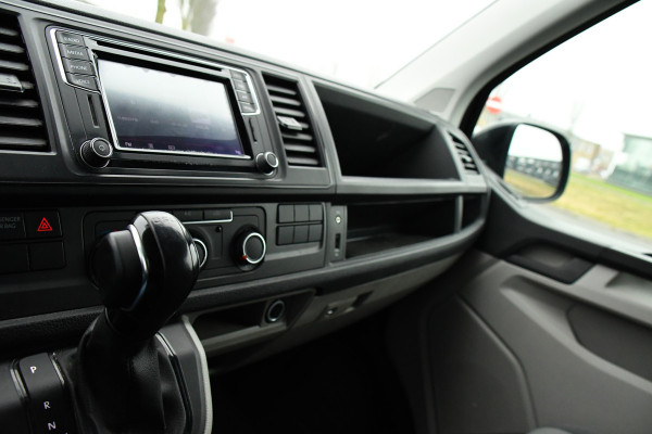 Volkswagen Transporter 2.0 TDI L2H1 Highline Cruise, Carplay, LED, 150pk, 2 x Schuifdeur,  Automaat, Trekhaak, Uniek!