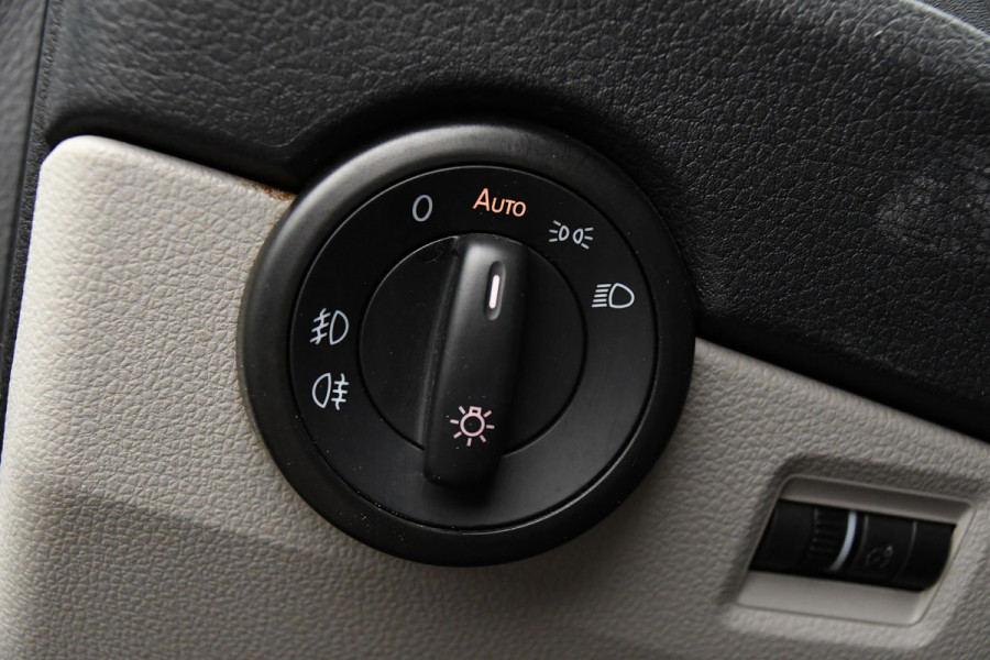 Volkswagen Transporter 2.0 TDI L2H1 Highline Cruise, Carplay, LED, 150pk, 2 x Schuifdeur,  Automaat, Trekhaak, Uniek!