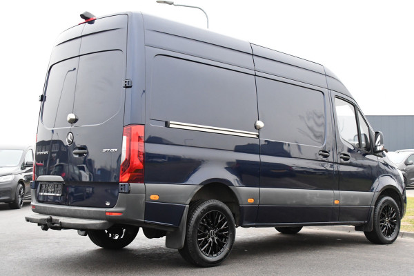 Mercedes-Benz Sprinter 317 1.9 CDI L2H2 RWD PB Edition Cruise, Camera, Carplay, Stoelverwarming, 170pk, Automaat, Trekhaak, Standkachel, Leder, Uniek!