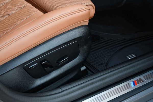 BMW 5 Serie 545e xDrive M-Sport Pano ACC HUD 20inch 360 Laser HiFi Adp-demping