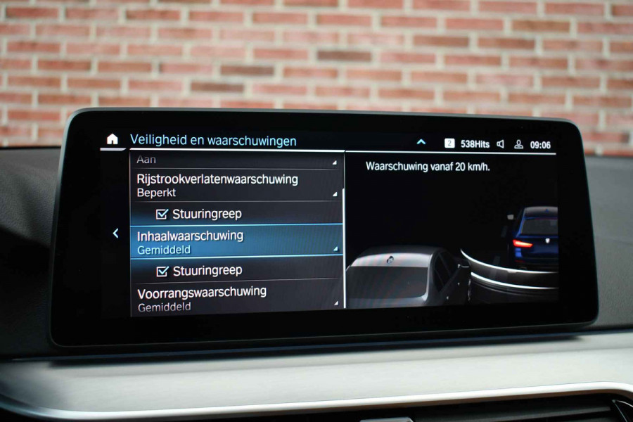 BMW 5 Serie 545e xDrive M-Sport Pano ACC HUD 20inch 360 Laser HiFi Adp-demping