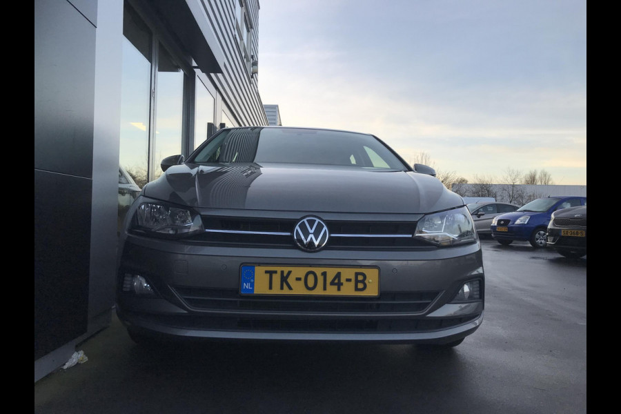 Volkswagen Polo 1.0 Comfortline Business Navigatie + camera