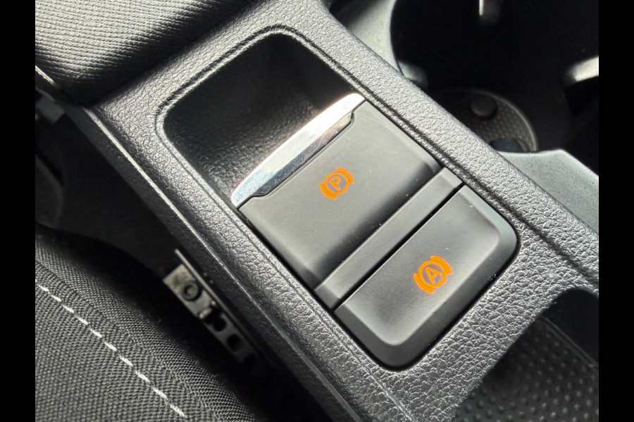 Opel Corsa 1.2 GS Line, achteruitrijcamera, navigatie, 100 pk, parkeersensoren, led verlichting, NL auto met nationale auto pas