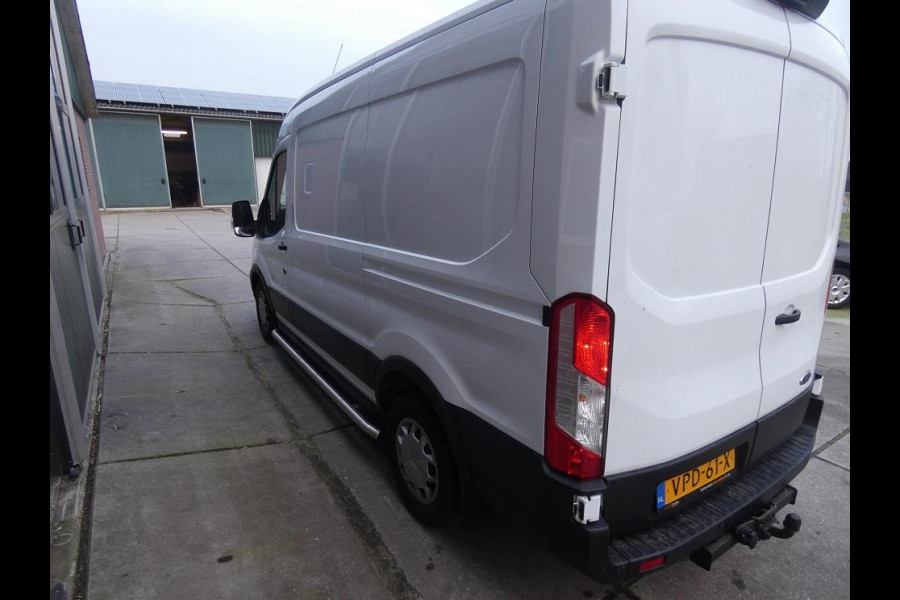 Ford Transit 310 2.0 TDCI L2H2 Trend*autom*navi/cam* 3-zits*