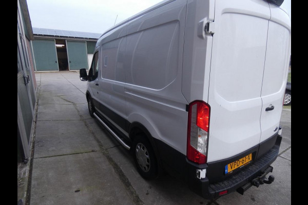 Ford Transit 310 2.0 TDCI L2H2 Trend*autom*navi/cam* 3-zits*