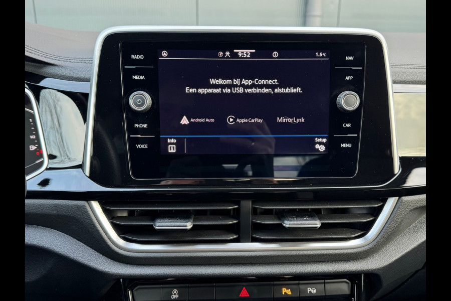 Volkswagen T-Roc 1.0 TSI R-Line * Camera * Carplay * Clima * Adaptieve Cruise Control *