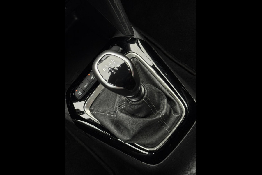 Opel Corsa 1.2 GS Line, achteruitrijcamera, navigatie, 100 pk, parkeersensoren, led verlichting, NL auto met nationale auto pas