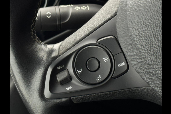 Opel Corsa 1.2 GS Line, achteruitrijcamera, navigatie, 100 pk, parkeersensoren, led verlichting, NL auto met nationale auto pas