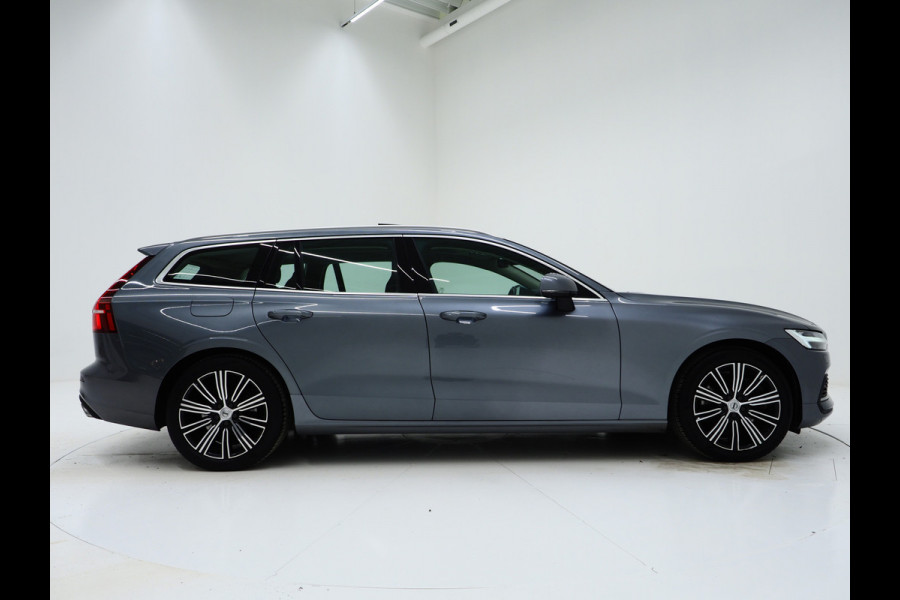 Volvo V60 2.0 T8 Twin Engine AWD Inscription | Panoramadak | Leder | Trekhaak | Camera | Keyless | Memory | Carplay