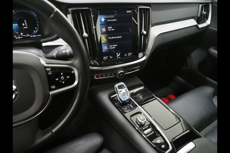 Volvo V60 2.0 T8 Twin Engine AWD Inscription | Panoramadak | Leder | Trekhaak | Camera | Keyless | Memory | Carplay