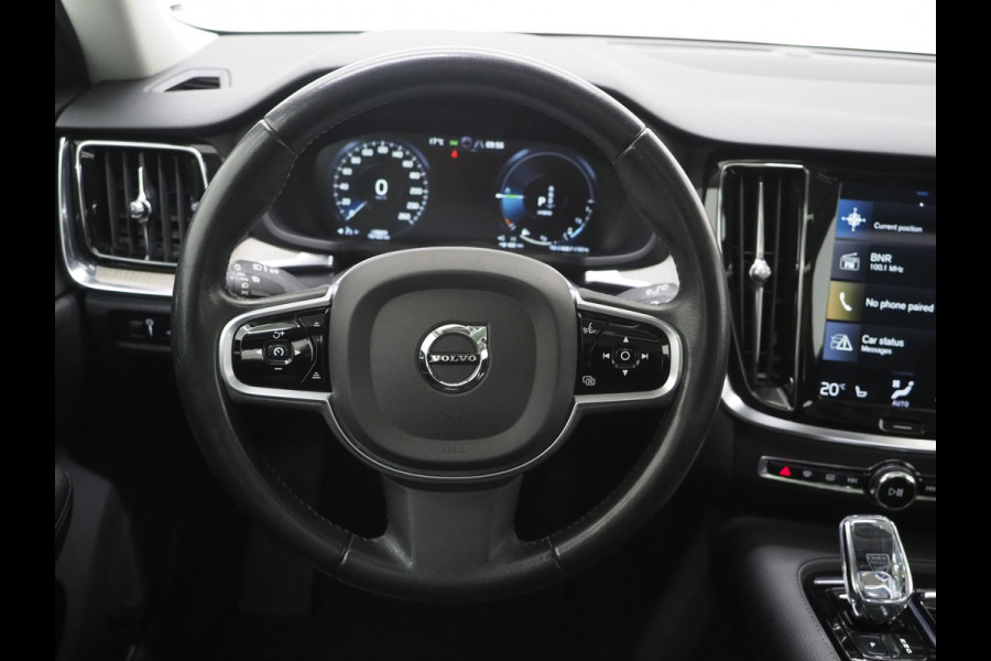 Volvo V60 2.0 T8 Twin Engine AWD Inscription | Panoramadak | Leder | Trekhaak | Camera | Keyless | Memory | Carplay
