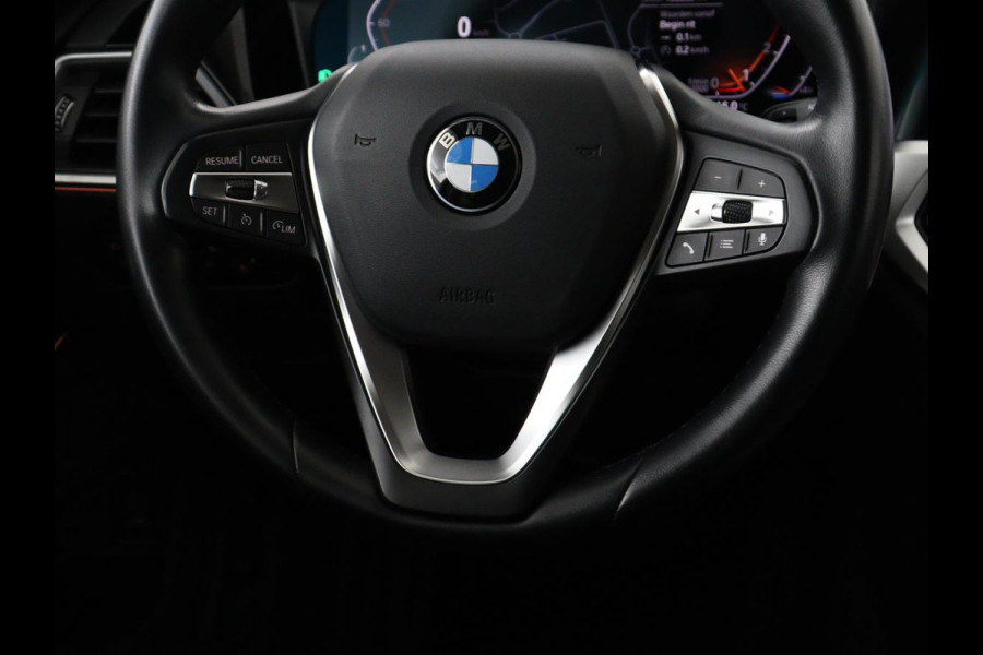 BMW 3-serie 330i High Executive Edition | 360 Camera | Leder | Harman/Kardon | Stoelverwarming | Camera | Carplay | Keyless | Live Cockpit | Navigatie | Full LED