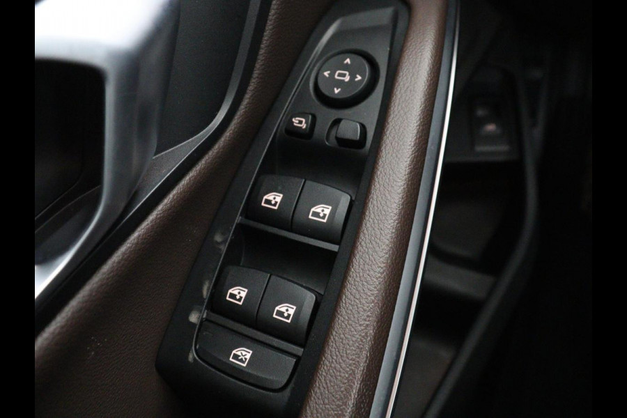 BMW 3-serie 330i High Executive Edition | 360 Camera | Leder | Harman/Kardon | Stoelverwarming | Camera | Carplay | Keyless | Live Cockpit | Navigatie | Full LED