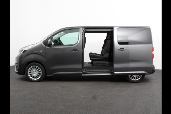 Toyota PROACE Electric Verso L2 Extra Range Cool 75 kWh 9p Personen bus | Climate Control | Apple Carplay/Android Auto | Parkeer sensoren | Cruise Control | Bumpers in kleur
