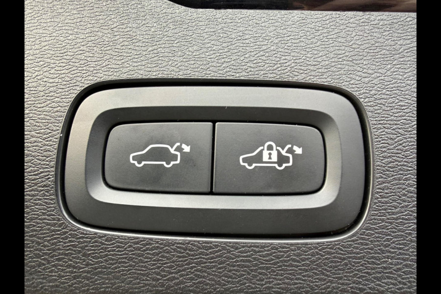 Volvo V60 2.0 B4 205 pk R-Design sport, Black edition, vele opties, sport leder, dealer onderhouden, 1 e eigenaar, NL auto met nap