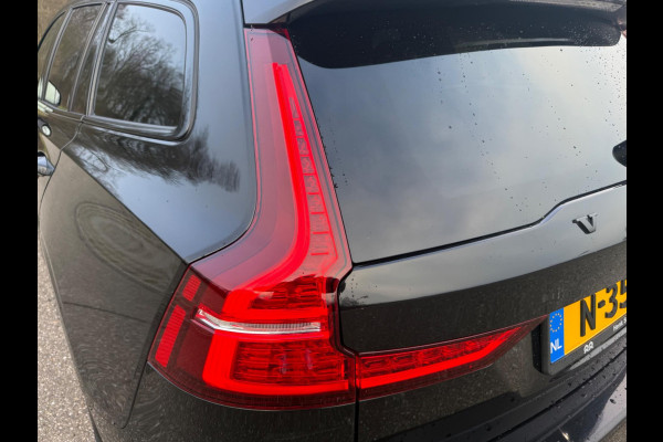 Volvo V60 2.0 B4 205 pk R-Design sport, Black edition, vele opties, sport leder, dealer onderhouden, 1 e eigenaar, NL auto met nap