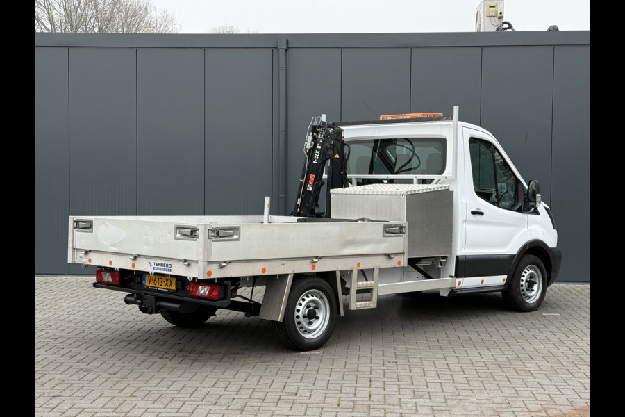 Ford Transit 2.0 TDCI EURO 6 / PICK UP / HIAB KRAAN T-CLX 013 / 2.7 TONS TREKHAAK / 34.988 KM! / 1e EIG. / 3-ZITS / AIRCO / ZEER NETJES