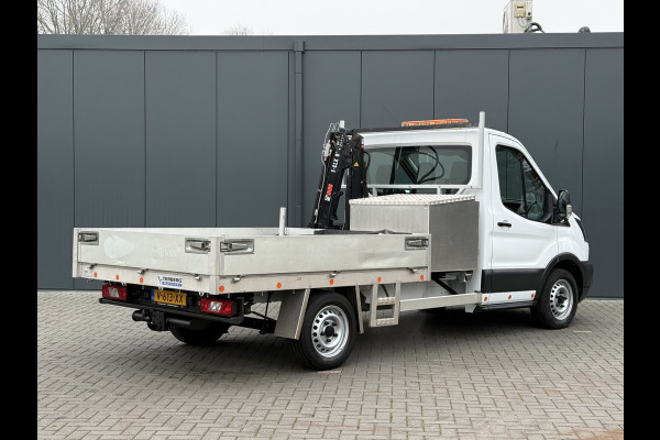 Ford Transit 2.0 TDCI EURO 6 / PICK UP / HIAB KRAAN T-CLX 013 / 2.7 TONS TREKHAAK / 34.988 KM! / 1e EIG. / 3-ZITS / AIRCO / ZEER NETJES