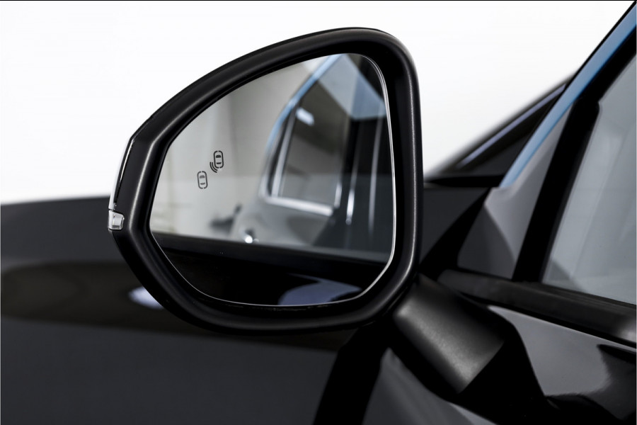 Lynk & Co 01 1.5 PHEV 261PK MY23 | Donkere hemel | 360 Camera | 7.4 kWh Boordlader | S/K-panodak | Adapt. Cruise | Memory | Elek. klep | LM 20" | 4481