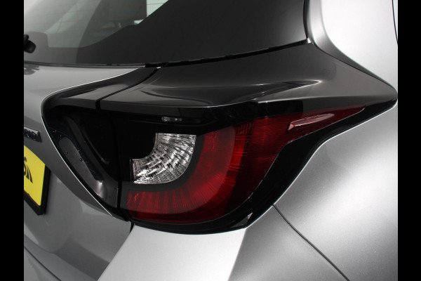 Mazda 2 1.5 Automaat Hybrid Prime-line Airco Adaptieve cruise control Achteruitrijcamera Lane assist Radio Navigatie Apple Carplay/ Android auto