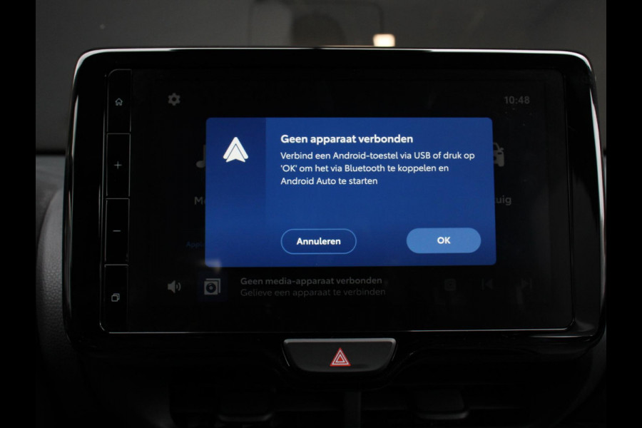 Mazda 2 1.5 Automaat Hybrid Prime-line Airco Adaptieve cruise control Achteruitrijcamera Lane assist Radio Navigatie Apple Carplay/ Android auto