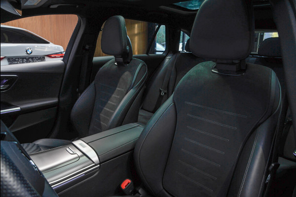Mercedes-Benz C-Klasse Estate 180 AMG Line Panodak Leer 360° Memory Distronic+ Matrix Laser Navi LED Nightpack PTS Ambient Elekt. achterklep Elektr. trekhaak LM velgen BTW auto!