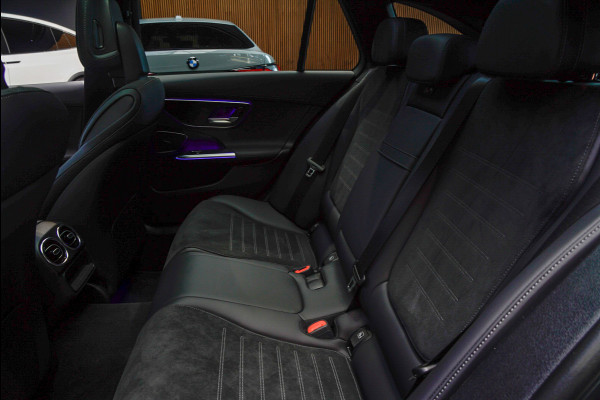 Mercedes-Benz C-Klasse Estate 180 AMG Line Panodak Leer 360° Memory Distronic+ Matrix Laser Navi LED Nightpack PTS Ambient Elekt. achterklep Elektr. trekhaak LM velgen BTW auto!