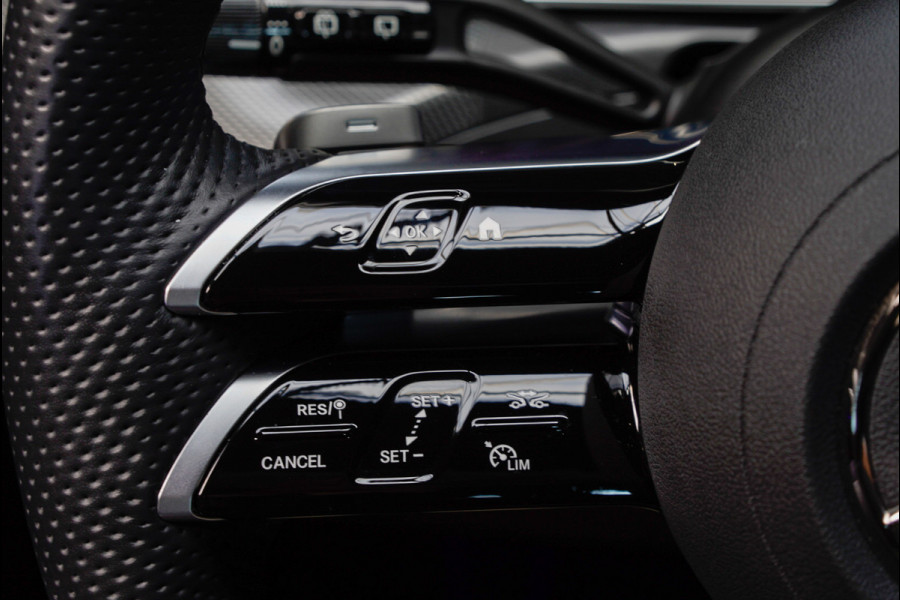 Mercedes-Benz C-Klasse Estate 180 AMG Line Panodak Leer 360° Memory Distronic+ Matrix Laser Navi LED Nightpack PTS Ambient Elekt. achterklep Elektr. trekhaak LM velgen BTW auto!