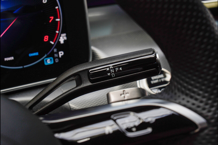 Mercedes-Benz C-Klasse Estate 180 AMG Line Panodak Leer 360° Memory Distronic+ Matrix Laser Navi LED Nightpack PTS Ambient Elekt. achterklep Elektr. trekhaak LM velgen BTW auto!