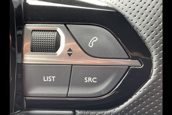Peugeot 208 100pk GT-Line (Camera - Stoelverwarming - Automatische Airco - Parkeersensoren V+A - GT pakket)
