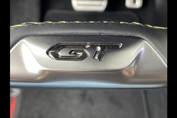 Peugeot 208 100pk GT-Line (Camera - Stoelverwarming - Automatische Airco - Parkeersensoren V+A - GT pakket)