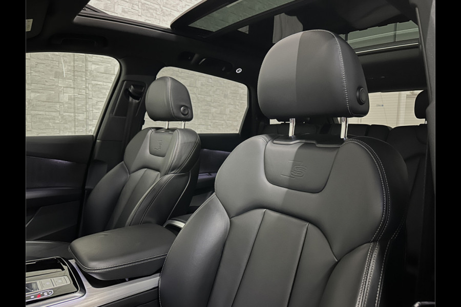 Audi Q7 3.0 V6 380pk Hybrid S-Line Sportpack | Panorama | Leder | Luchtvering | 22" | LED-Matrix | Keyless-Go | 22 inch | Memory | Alarm | Stoelverwarming V+A | Camera | Virtual-Cockpit | 3-Zone Clima | Draadloos Laden | Standkachel | Rijklaarprijs!