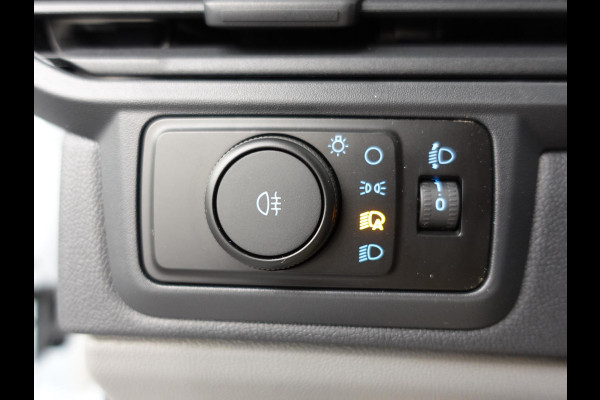 Ford Transit Custom 300 2.0 TDCI L2H1 Trend Nieuw Model BPM VRIJ! Ford Transit Custom 300 2.0 TDCI L2H1 Trend NM Automaat Airco Cruise Navi PDC Camera Carplay