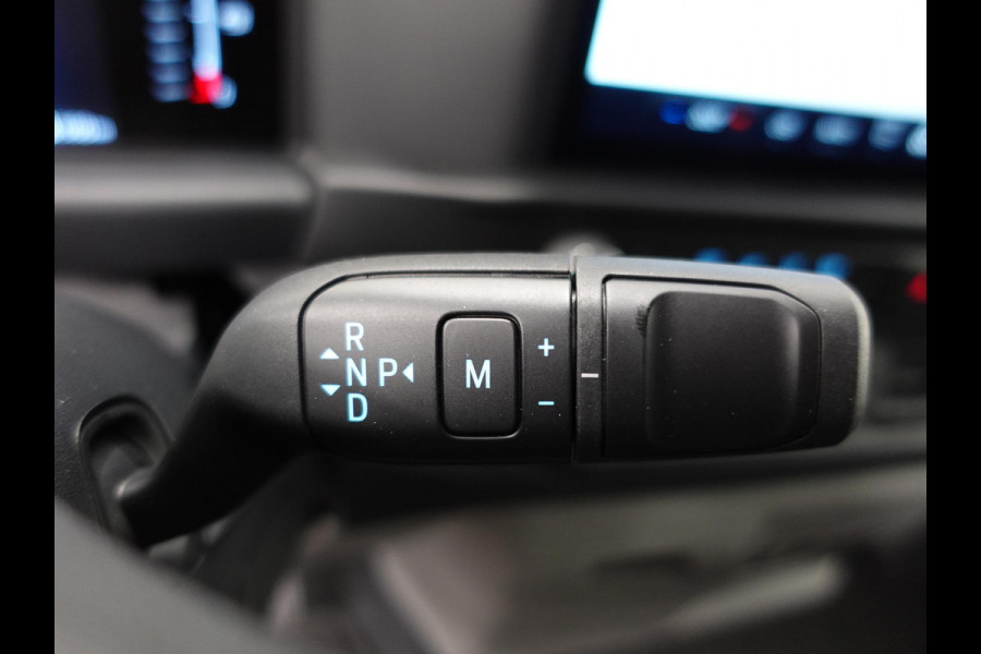 Ford Transit Custom 300 2.0 TDCI L2H1 Trend Nieuw Model BPM VRIJ! Ford Transit Custom 300 2.0 TDCI L2H1 Trend NM Automaat Airco Cruise Navi PDC Camera Carplay