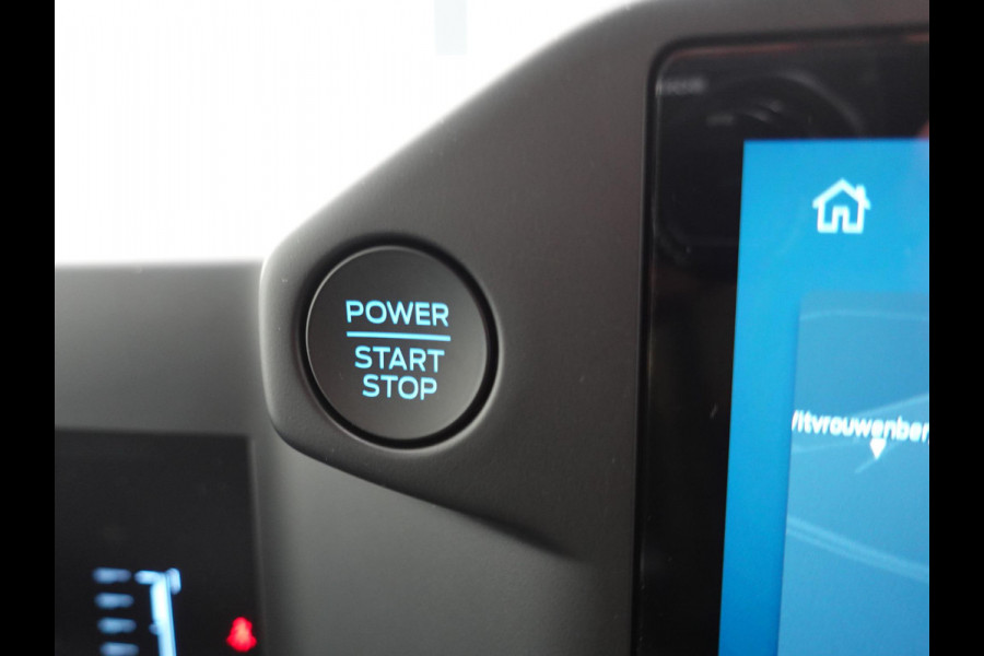 Ford Transit Custom 300 2.0 TDCI L2H1 Trend Nieuw Model BPM VRIJ! Ford Transit Custom 300 2.0 TDCI L2H1 Trend NM Automaat Airco Cruise Navi PDC Camera Carplay