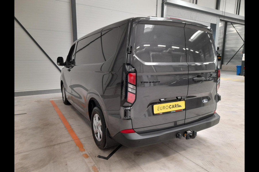Ford Transit Custom 300 2.0 TDCI L2H1 Trend Nieuw Model BPM VRIJ! Ford Transit Custom 300 2.0 TDCI L2H1 Trend NM Navi Cruise Camera Parkeersensoren Trekhaak