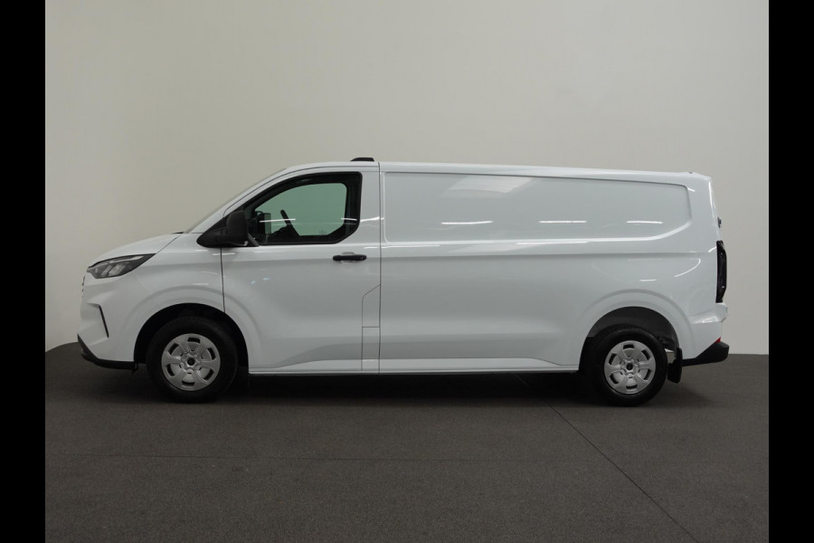 Ford Transit Custom 300 2.0 TDCI L2H1 Trend Nieuw Model Ford Transit Custom 300 2.0 TDCI L2H1 Trend NM Automaat Airco Cruise Navi PDC Camera Carplay