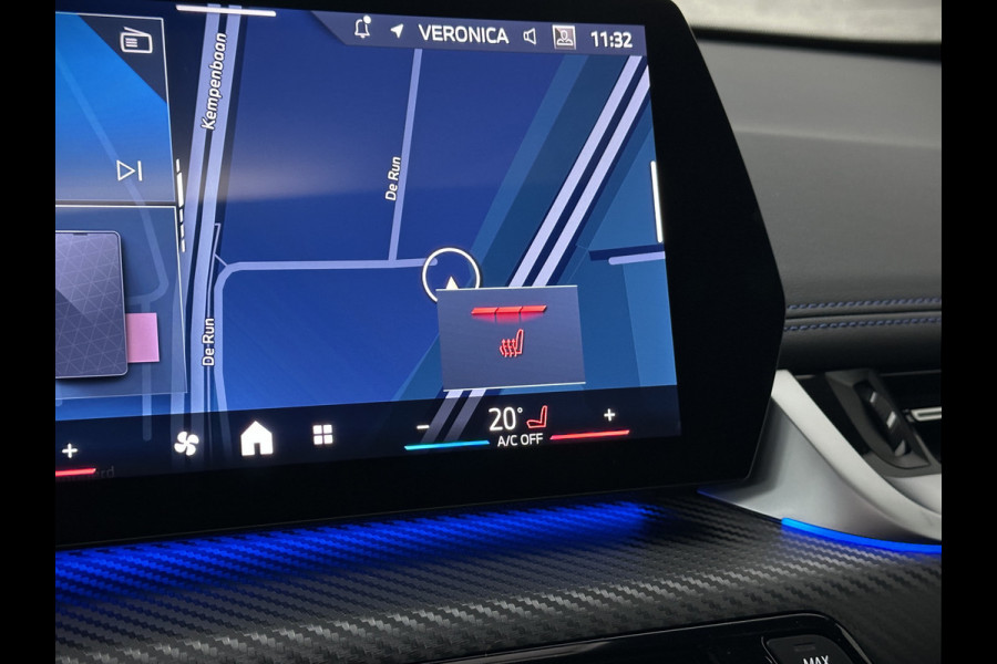 BMW X1 18i M-Sport Performance-Pack | Panorama | Sportstoelen | Carbon | Keyless-Entry | Sfeerverlichting | Achteruitrij-Camera | 5x op voorraad | Carplay | Full-LED | Black-Optic | Getint Glas | Stoelverwarming | Draadloos Laden |