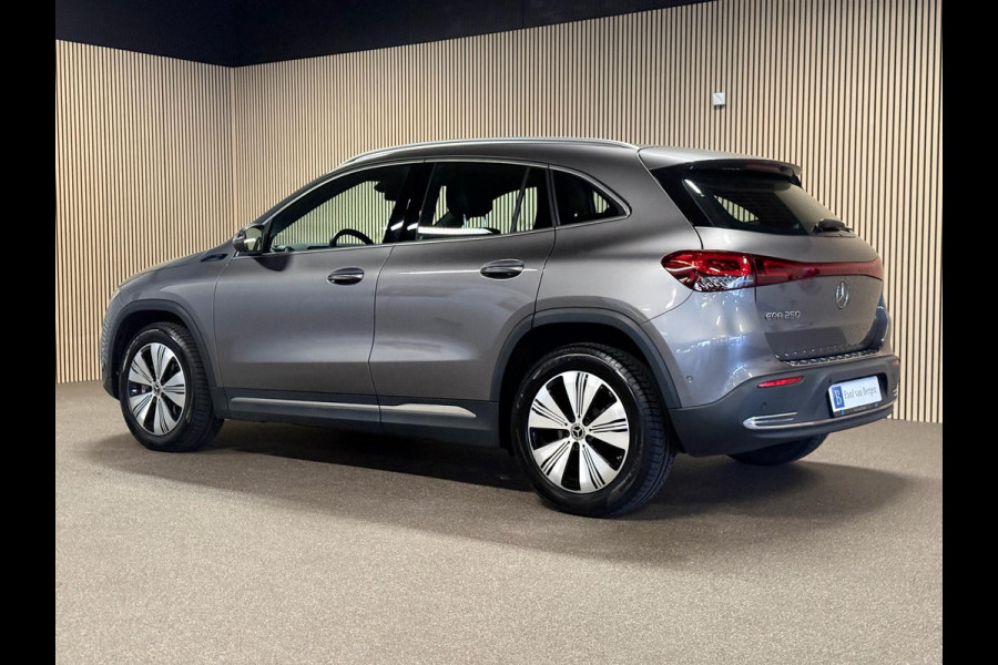 Mercedes-Benz EQA 250 67 kWh PROGRESSIVE-SOH 91%-CAMERA-SFEERVERLICHTING-STOELVERWARMING-LAGE KILOMETERS