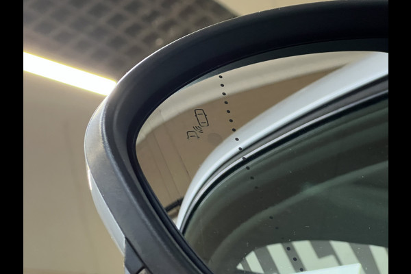 Renault Captur 1.3 TCe 155pk Edition One | Groot navi | PANO | ACC | 18" | Blindspot | Stoel&Stuur verwarming | Keurig nette goed onderhouden Captur.