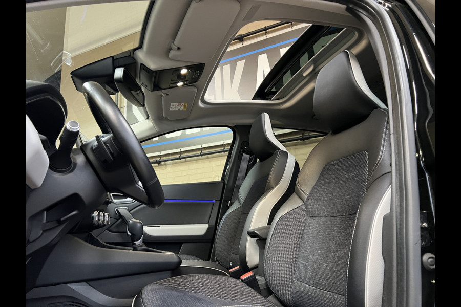Renault Captur 1.3 TCe 155pk Edition One | Groot navi | PANO | ACC | 18" | Blindspot | Stoel&Stuur verwarming | Keurig nette goed onderhouden Captur.