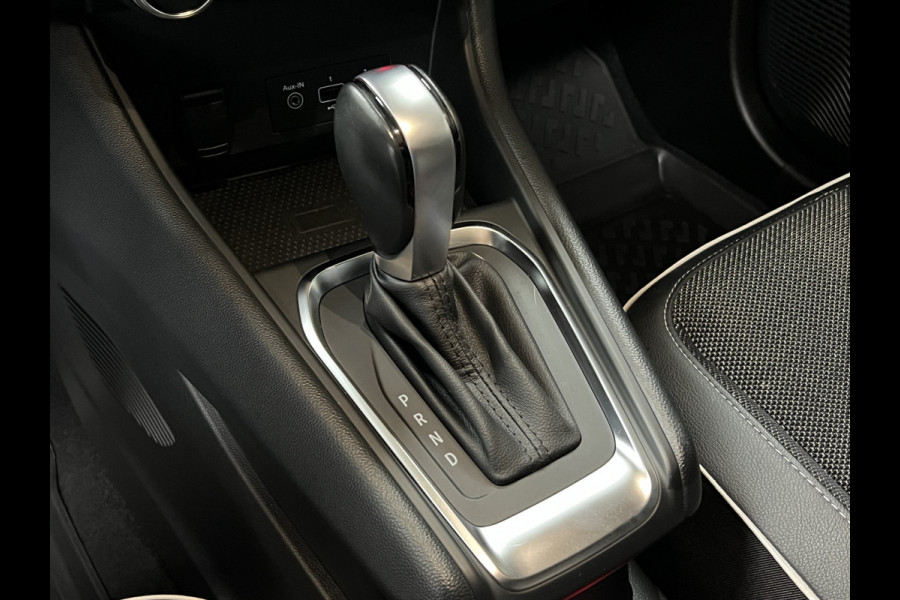 Renault Captur 1.3 TCe 155pk Edition One | Groot navi | PANO | ACC | 18" | Blindspot | Stoel&Stuur verwarming | Keurig nette goed onderhouden Captur.