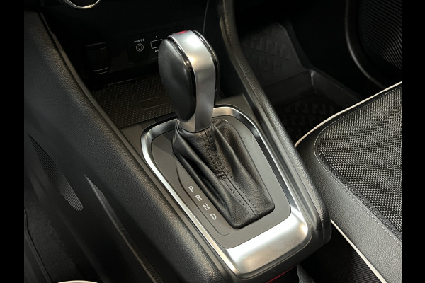 Renault Captur 1.3 TCe 155pk Edition One | Groot navi | PANO | ACC | 18" | Blindspot | Stoel&Stuur verwarming | Keurig nette goed onderhouden Captur.